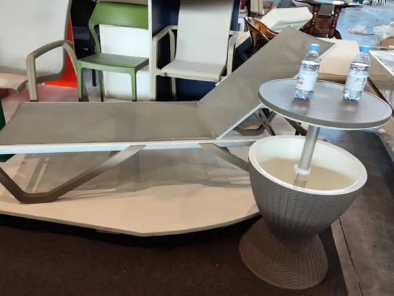 Стол пластиковый мини-бар Belle Cool Bar