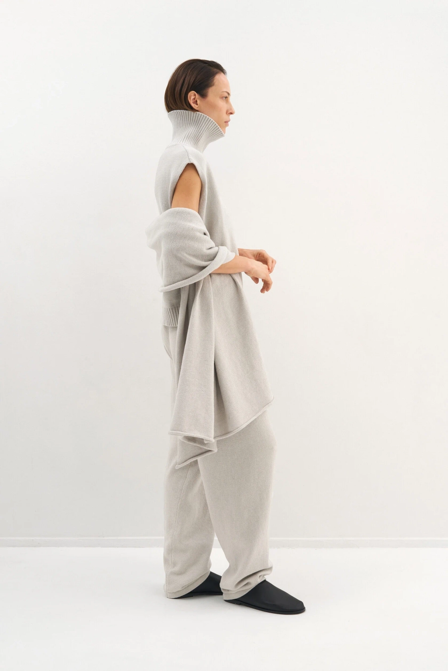 Топ с горлом ОТО