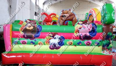 Коммерческий надувной батут "Маша, Миша и компания" 9,5*5*2,8 м
