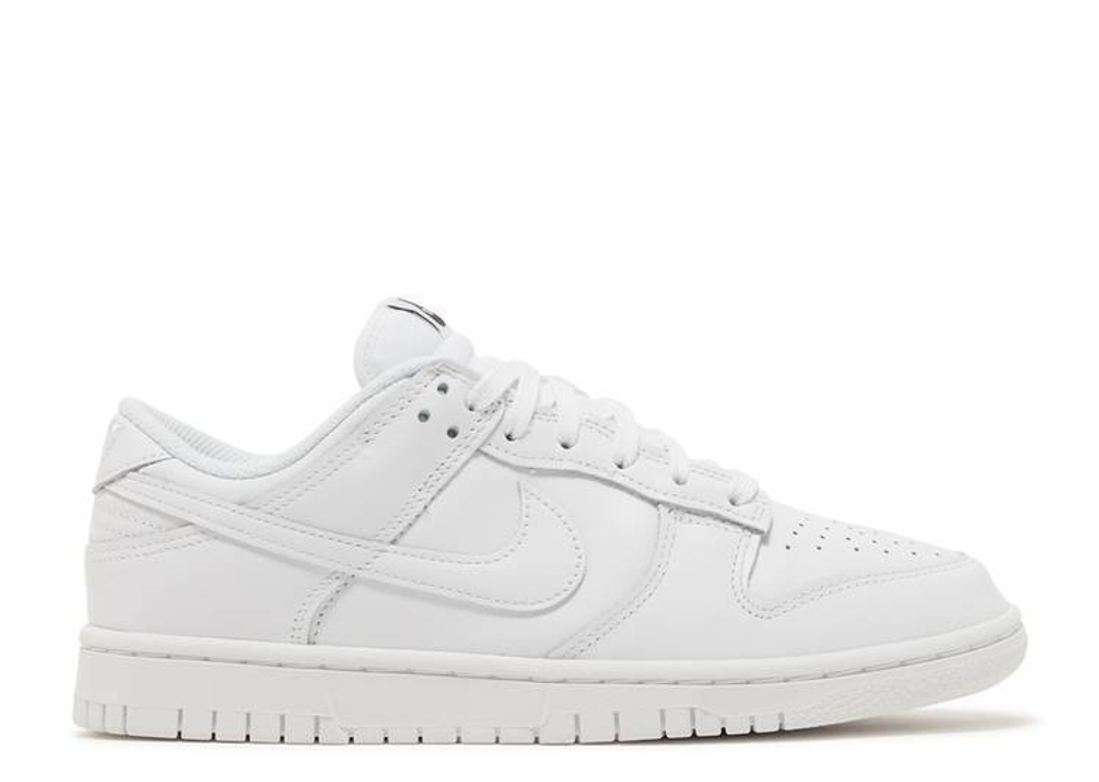 Wmns Dunk Low "Triple White"