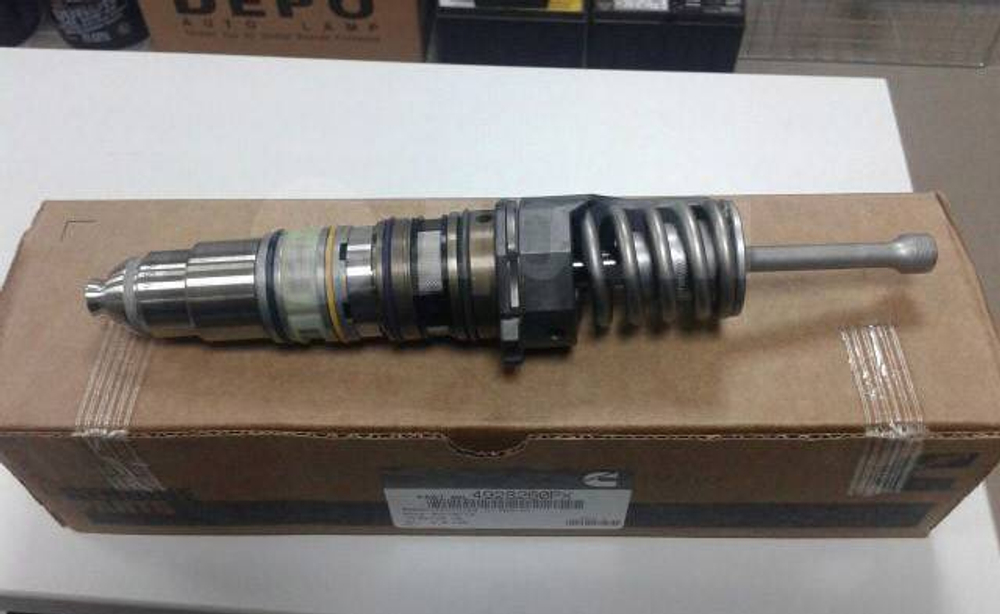 Форсунка cummins QSX/ISX-15 4928260