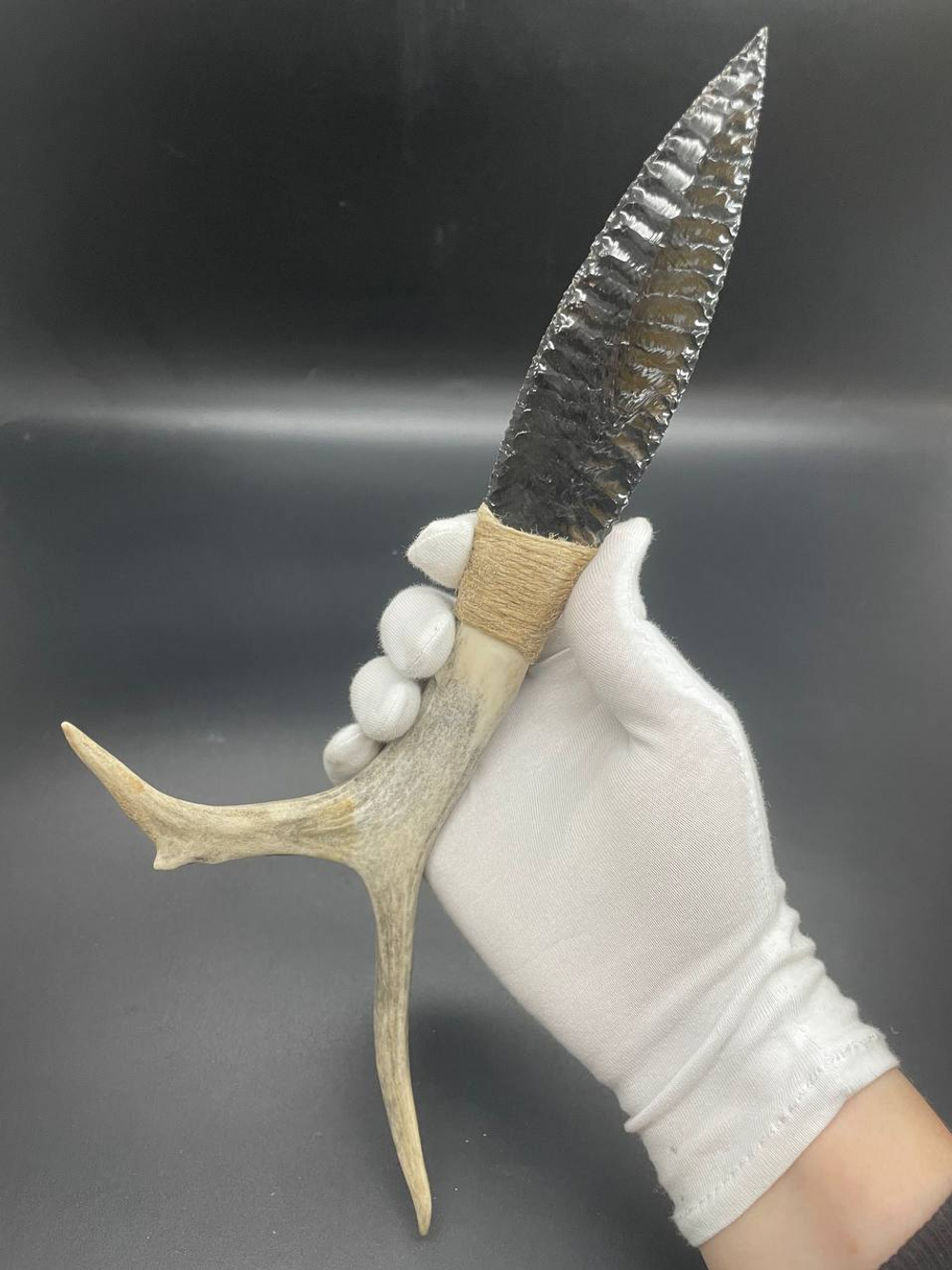 Обсидиановый клинок с рукоятью из рога оленя 28 см
