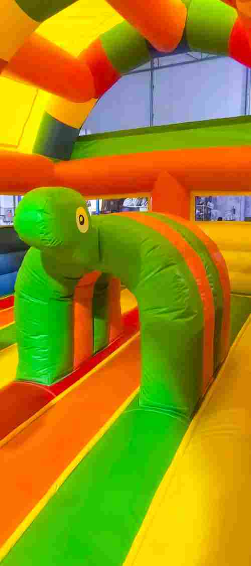 Коммерческий надувной батут «Зверята с крышей 2» без горки, 7*5*4 м