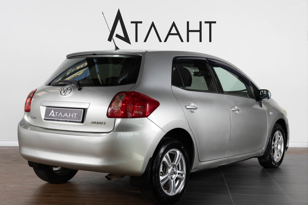 Toyota Auris, 2007 год