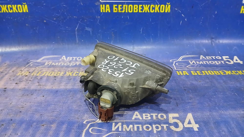 Туманка правая TOYOTA PROGRES 2001-2007