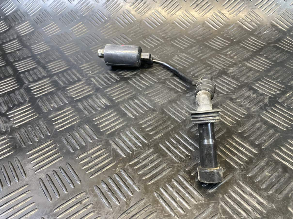 Катушка зажигания 1 Yamaha TDM850 RN03J 053984
