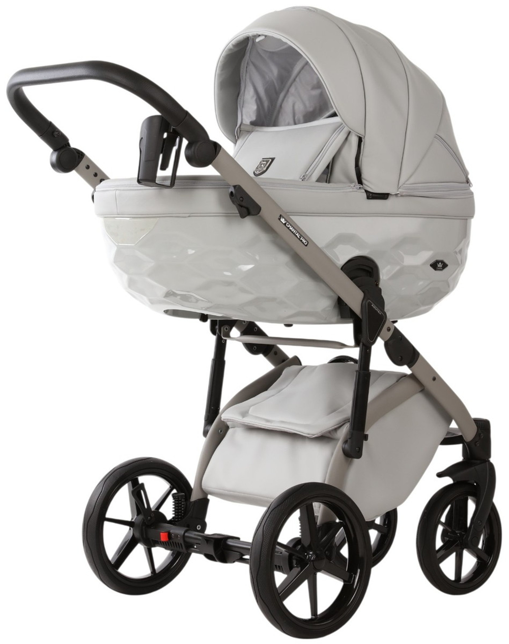 Детская коляска Adamex Chantal Pro Natura 3 в 1 CN-9-MOON (СВ. СЕРАЯ КОЖА)