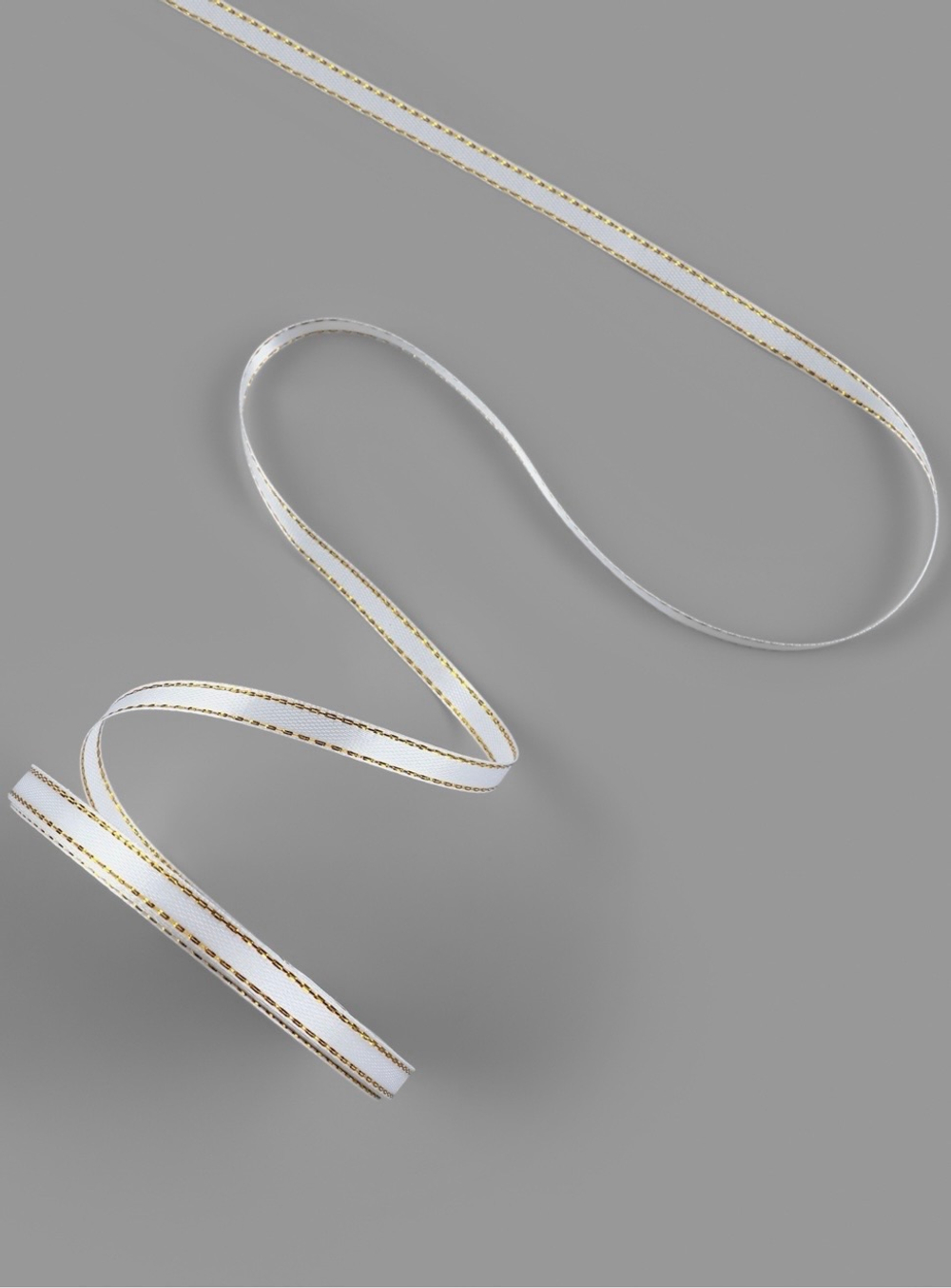 Лента атласная «Золотые нити», 6 мм × 23 ± 1 м, цвет белый №001