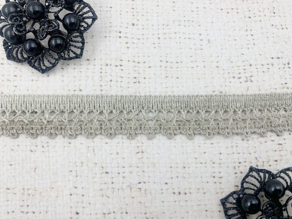 Тесьма вязаная, рис. 60003, ш. 1,9 см, пр-во Беларусь, бежево-серый