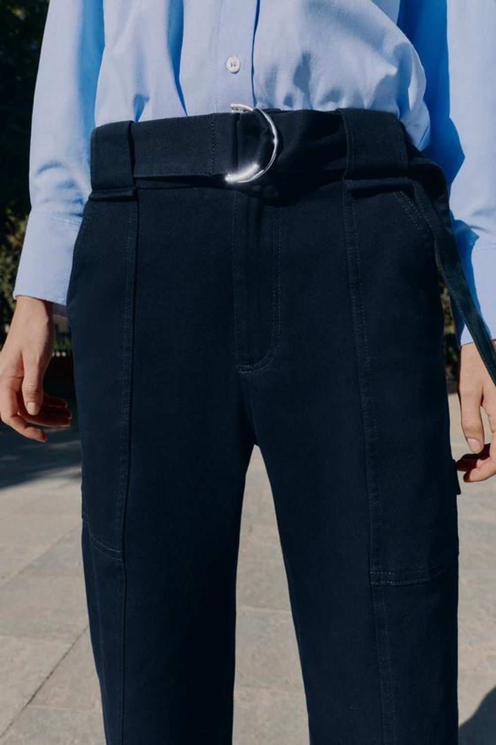 ZARA БРЮКИ КАРГО С ПОЯСОМ, МОРСКОЙ СИНИЙ