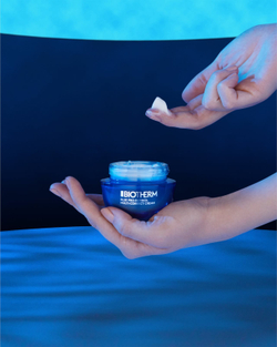 Biotherm Blue Therapy Pro-Retinol - антивозрастной мультикорректирующий крем с ретинолом /  dla kobiet 75  ml  / GTIN 3614273769884