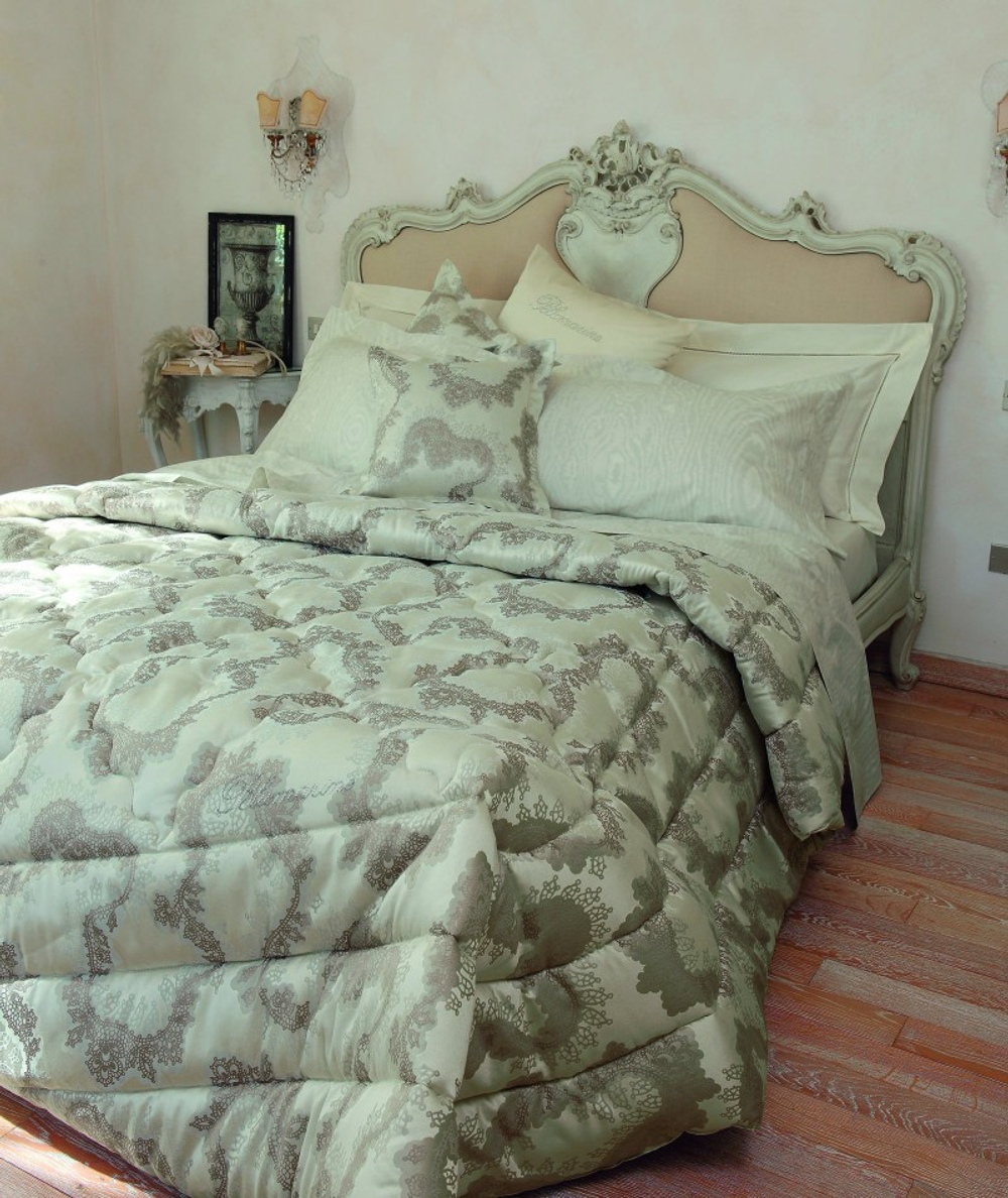 Покрывало 270х270 Blumarine Anais зеленое Италия