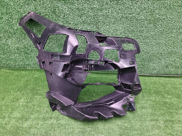 Кронштейн бампера правый BMW 2er F44 (2019-2024)