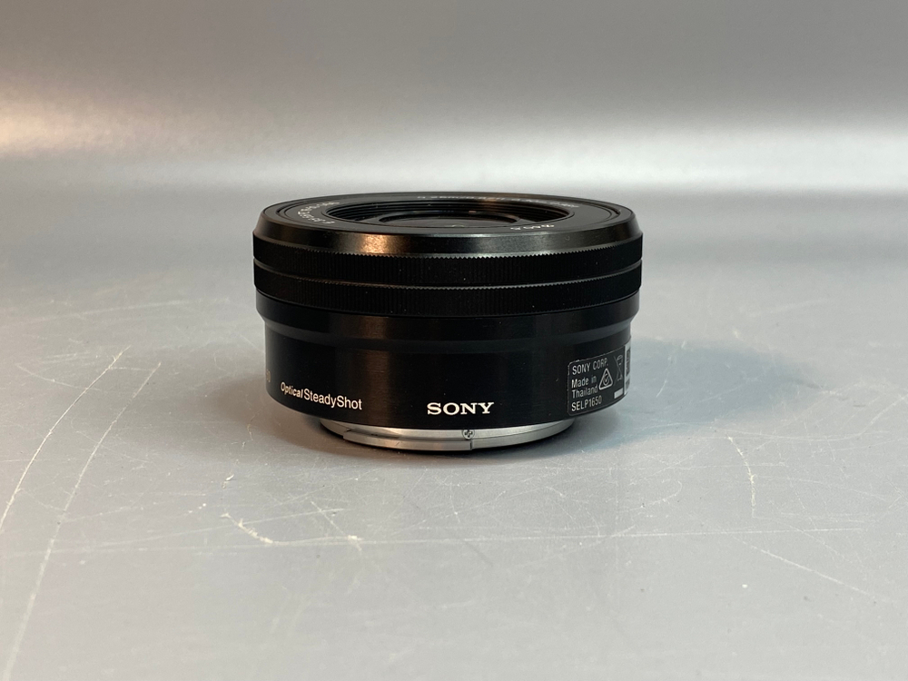 Sony ZV-E10 Kit 16-50mm 2.900 Кадров