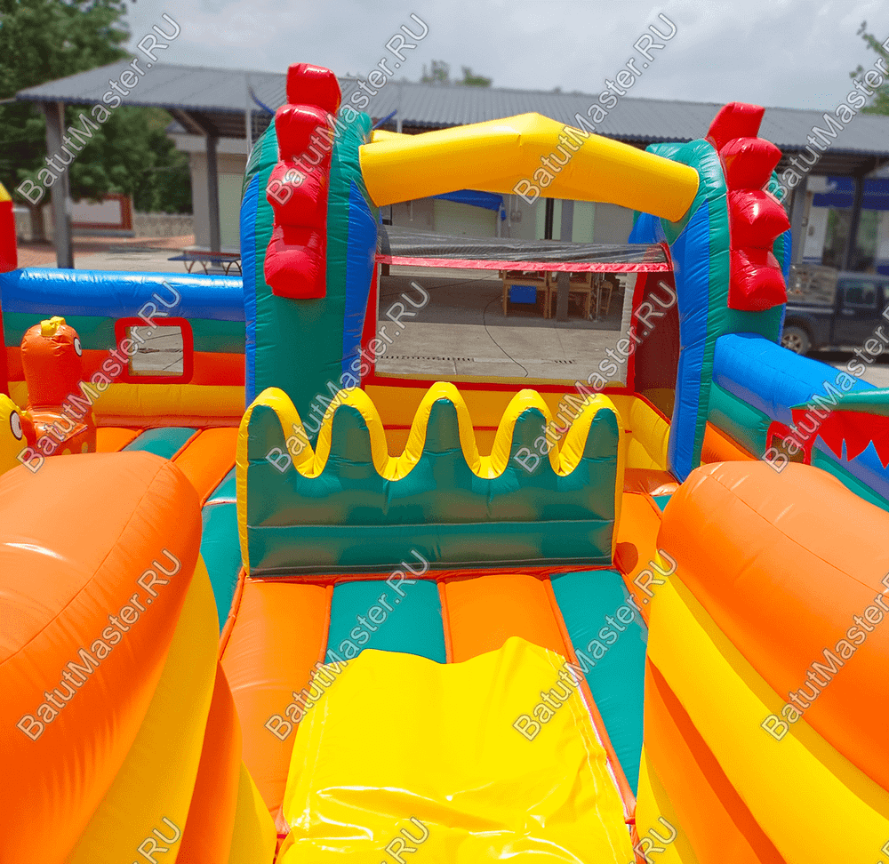 Коммерческий надувной батут "Змей Горыныч 3" 16*10*9 м