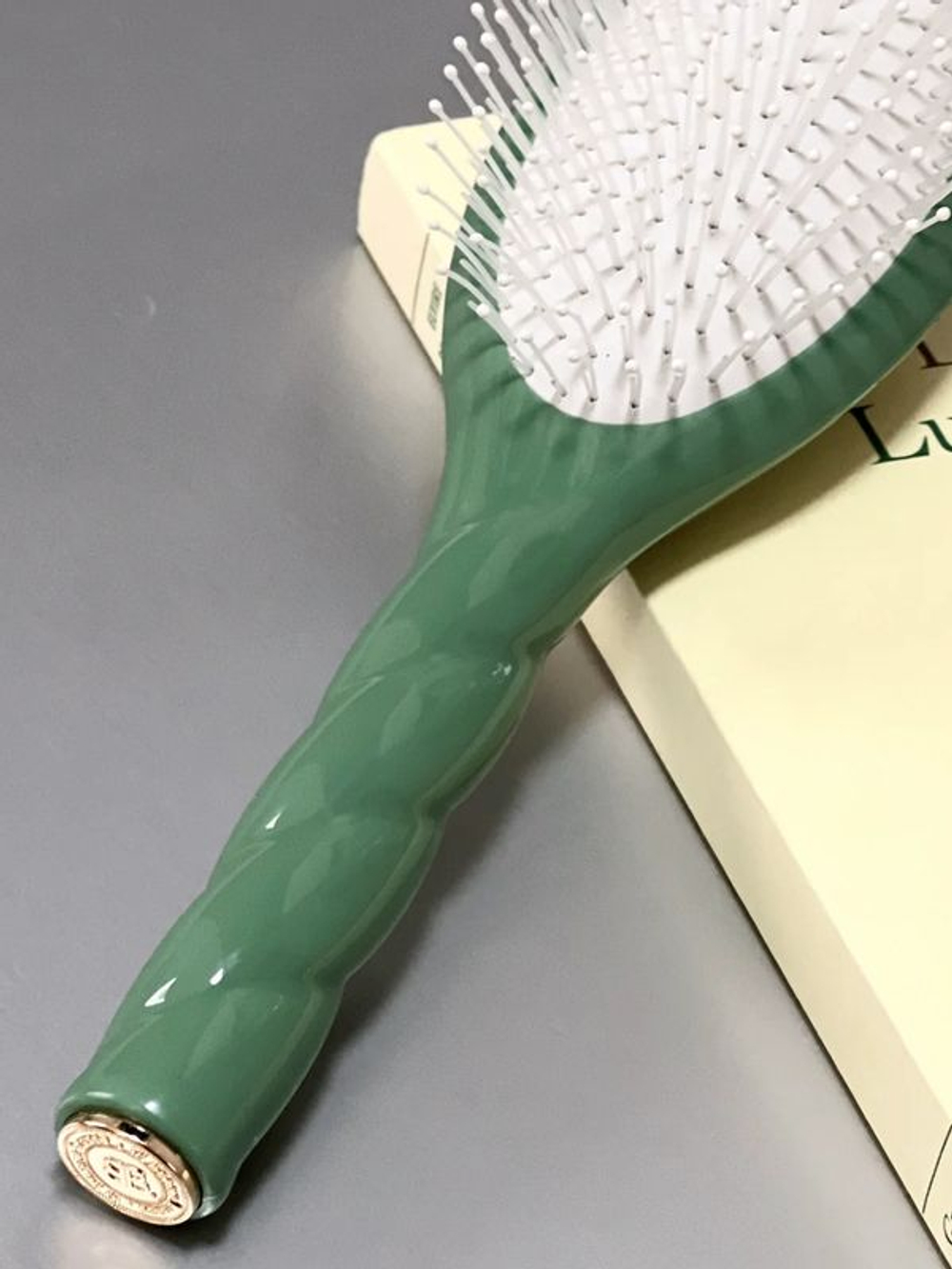 La Bonne Brosse Массажная расческа для волос N 04 Miracle Detangling and Massaging Brush - Pink