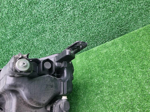 Фара правая Geely Coolray (2019-2024) LED