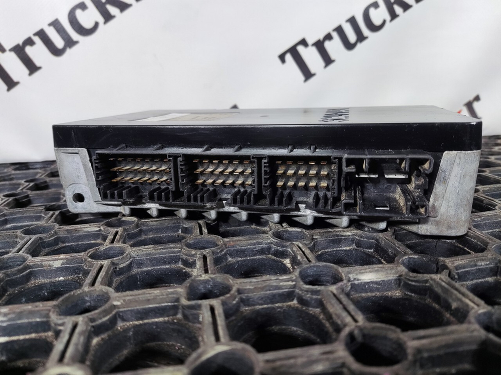 Блок управления CUV Е32