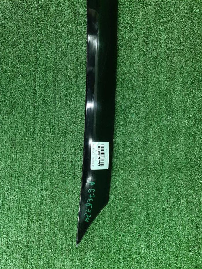 Накладка стойки лобового стекла Kia Seltos (19-нв)