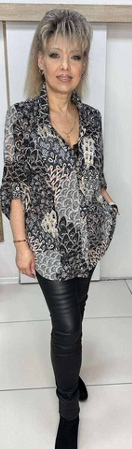 Цветная пестрая рубашка-блузон