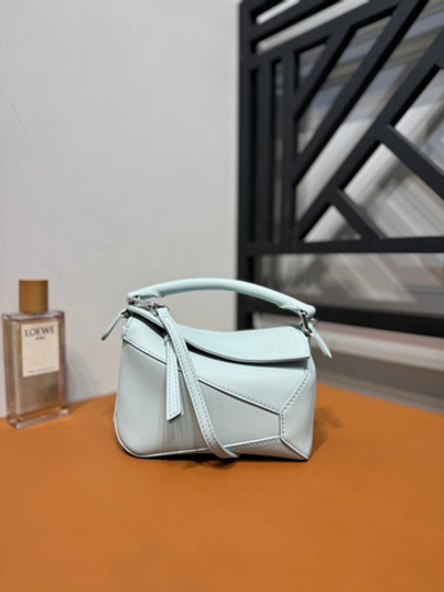 Loewe Puzzle 18 cm