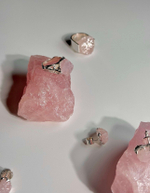 серьги кариатида с розовым кварцем