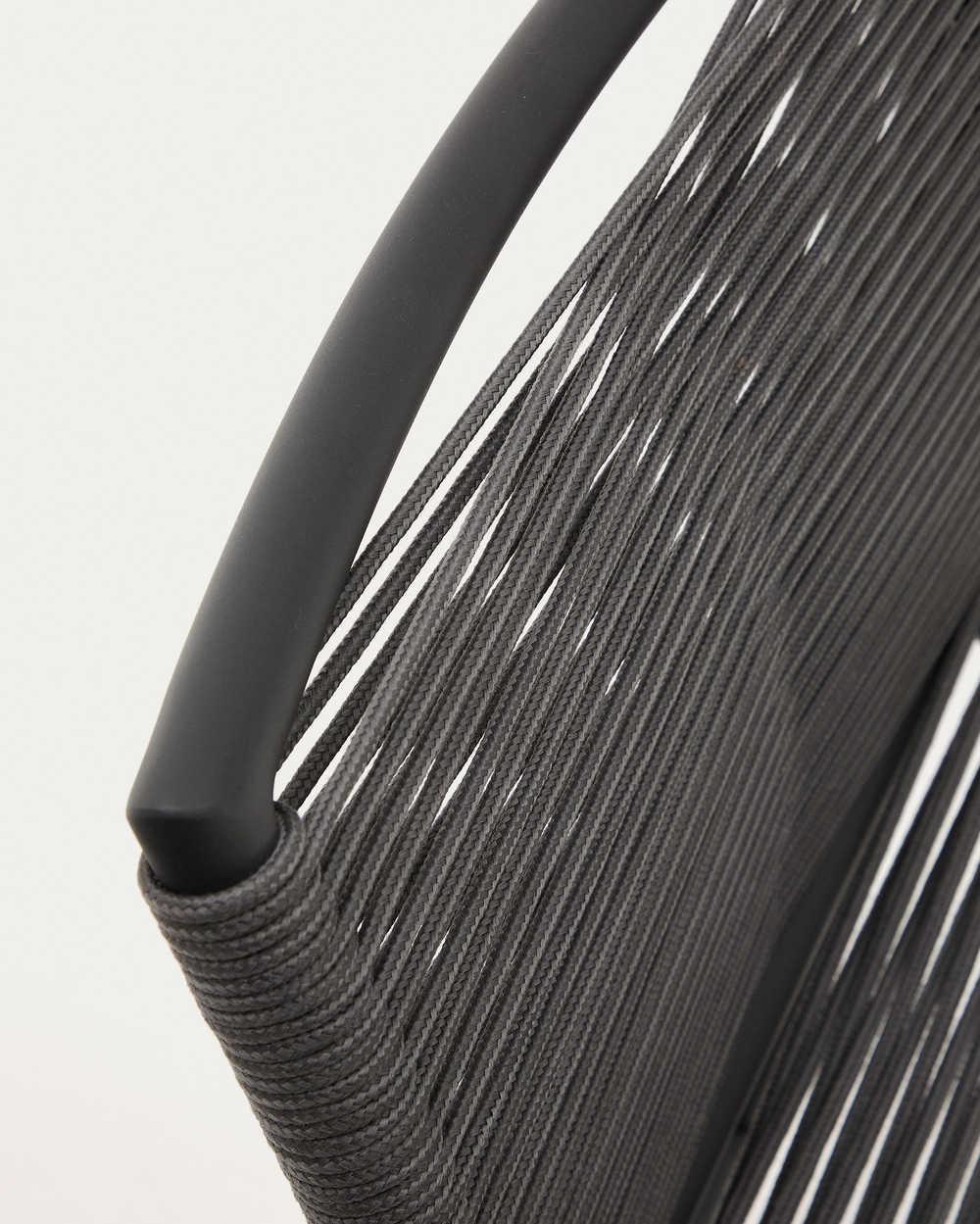 Садовый полубарный стул Culip из веревки и серого алюминия, 65 см