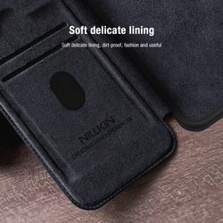 Кожаный чехол-книжка Nillkin Leather Qin Pro для Samsung Galaxy S25
