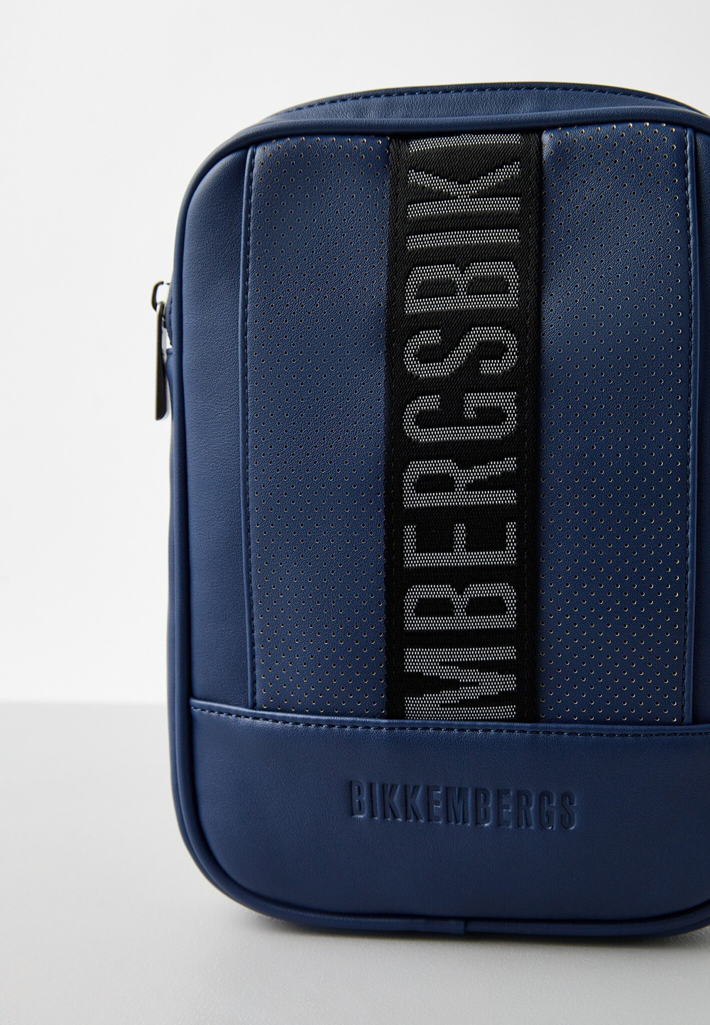 Сумка нагрудная BIKKEMBERGS BARTHEL 042 синий