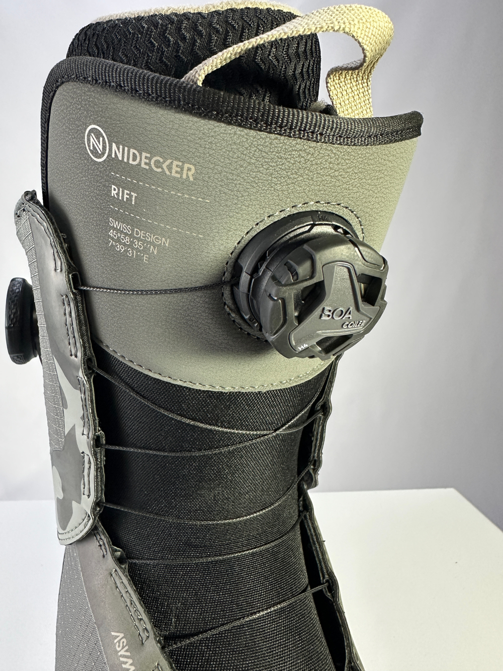 Ботинки NIDECKER Rift Gray Camo