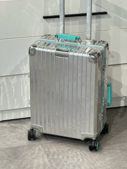 Дорожный чемодан Rimowa х Tiffany & Co