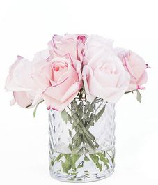 Букет розовых и нежно-розовых роз в прозрачной вазе "ёлочка", Cote Noire