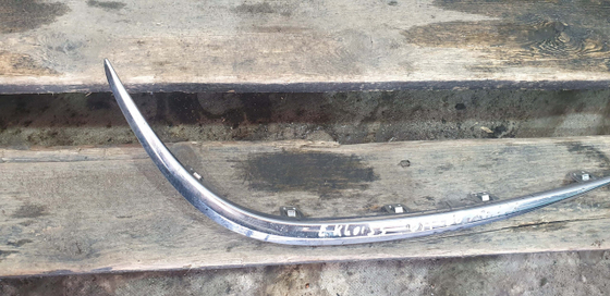 Молдинг переднего бампера Mercedes E-Class W213 16-21 Б/У Оригинал A2138850174