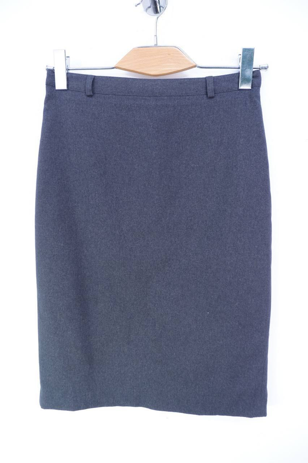 Юбка DressCode в классическом стиле, визуально 40 размер