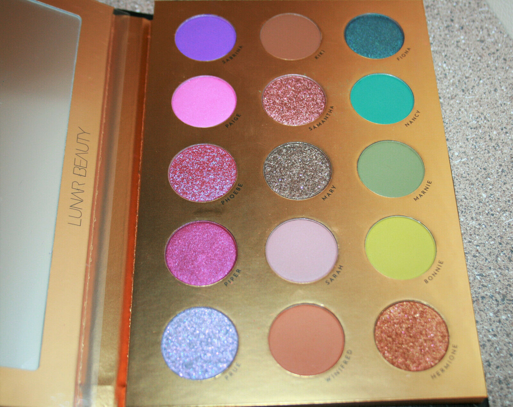 Lunar Beauty Moon Spell palette