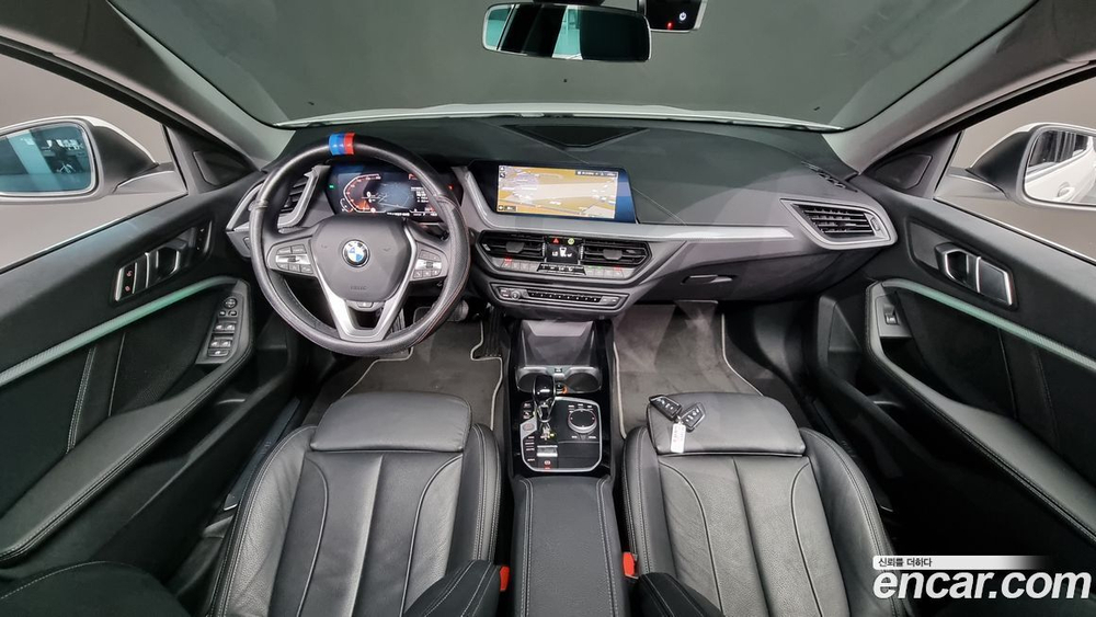 BMW 1 Series (F40) 120i Sports (02.2022)