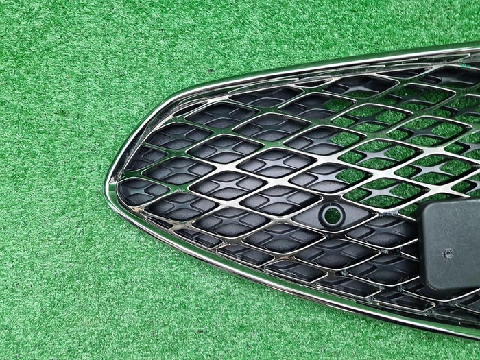 Решетка радиатора Genesis G90 2 (2021-н.в.)