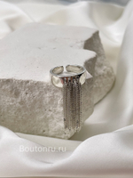 Кольцо серебристое с цепочками