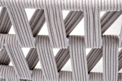 "Диего" кресло плетеное из роупа, основание дуб, каркас алюминий светло-серый (RAL7035) шагрень, роуп бежевый круглый, ткань бежевая 15052