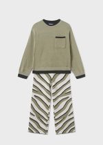 пуловер с брюками