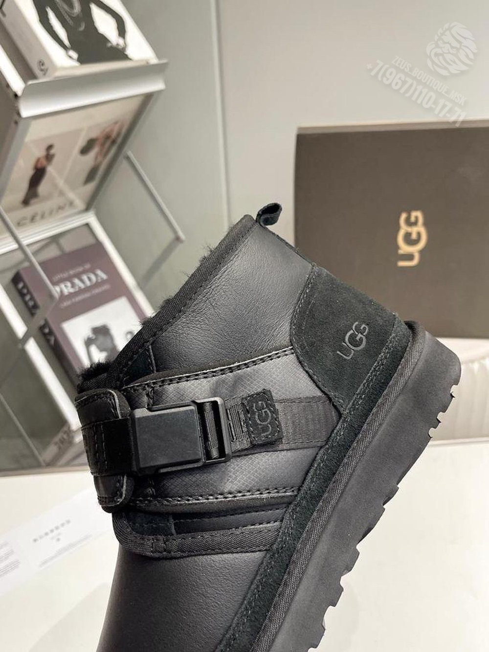 UGG