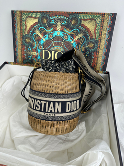 Сумка Christian Dior Brown Oblique Wicker Bucket