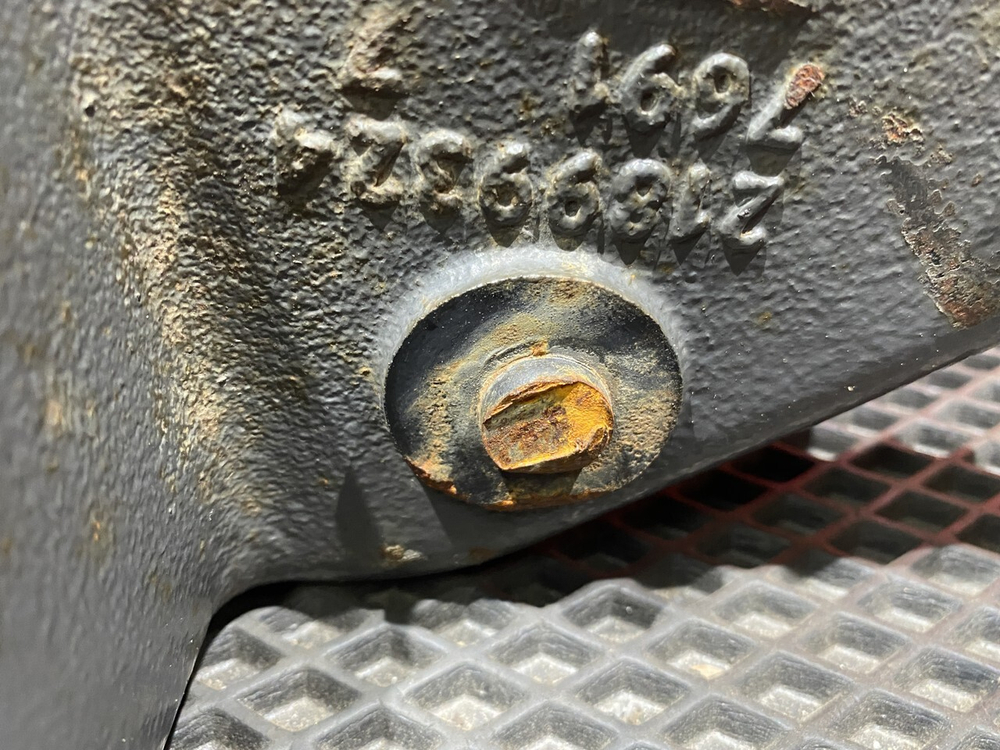 Кронштейн полурессоры передней