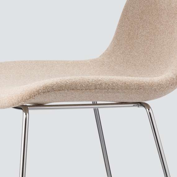 Полубарный стул Neo Soft 65 см, бежевый, ножки хром