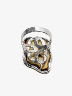 Уникальное серебряное кольцо с цельным янтарем, безразмерное