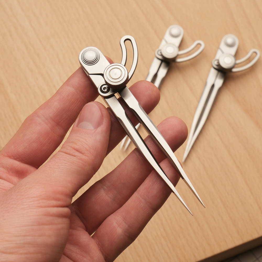 Кронциркуль Wing Divider // Silver