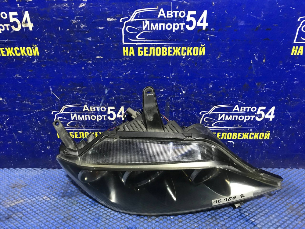 Фара передняя правая MAZDA DEMIO 2002-2005