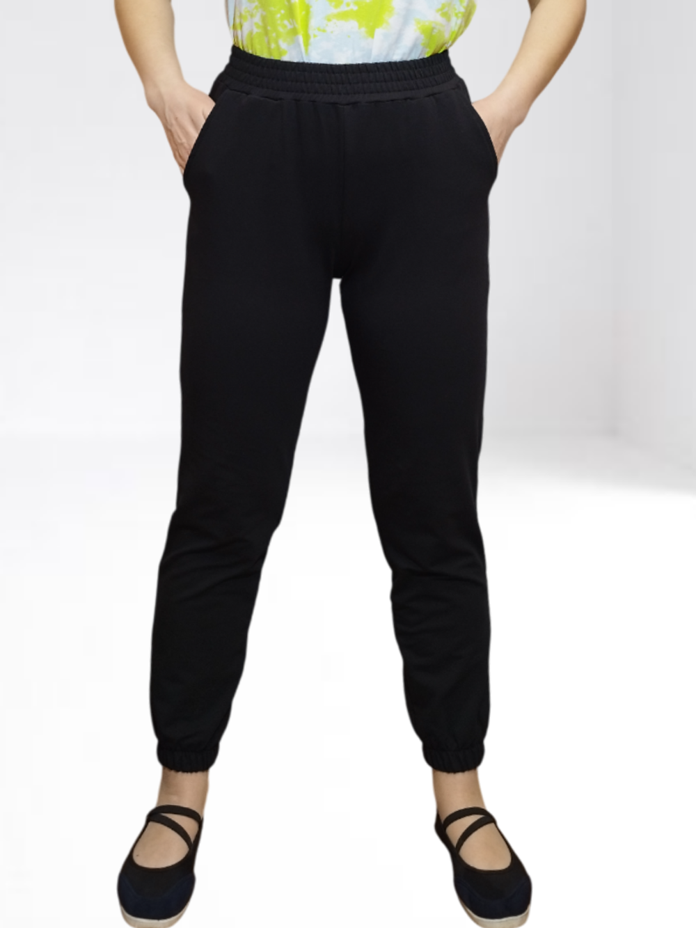 20821 Брюки женские внизу на резинке футер 2-х нитка черный (56)