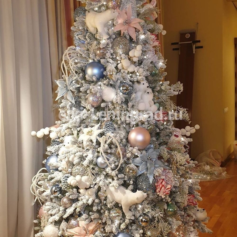 Заснеженная ель с гирляндой «Россо» теплый свет (Литая+пвх) 120 см / 1,2 м