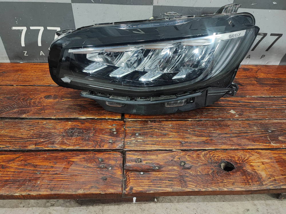 Фара левая LED Geely Atlas Pro 21-нв Б/У Оригинал 7051025300